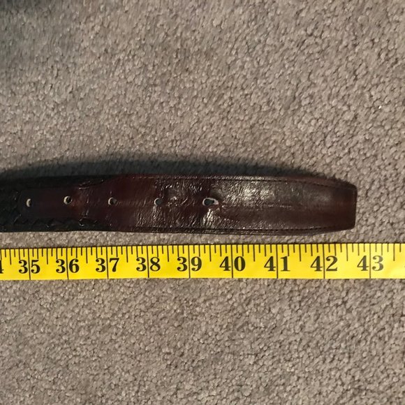 Mans Eel Skin Belt 34' to 36" - Picture 7 of 10